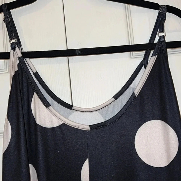 Polka Dot Maxi Dress - Black and White - Picture 12 of 13